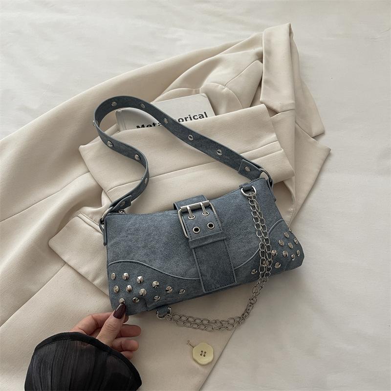 Fashionable and Simple Crossbody Bag for Casual Commuting and Trendy Bag, Popular Bag