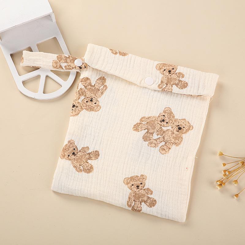 European and American Popular Multifunctional Mommy Bag: Outdoor Diaper, Baby Bottle, and Stroller Organizer.