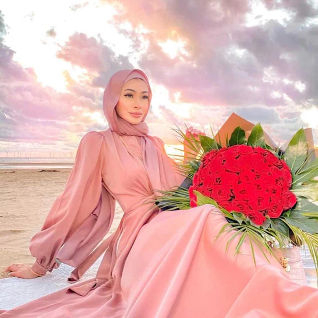 XY011 Rosa Ethnischer Stil Dubai Abaya - Elegantes Langes Abendkleid für Muslimische Frauen