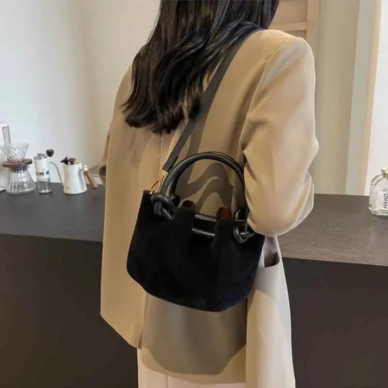Fashion Simple Women's Shoulder Bags Luxury Designer Bags for Women Solid Classic  Ladies Messenger Bags