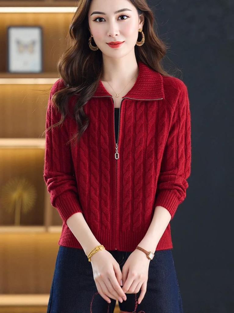 Petite Zipper Knit Lapel Cardigan Coat for Women - Short Style, Suitable for Spring, Autumn, Winter.