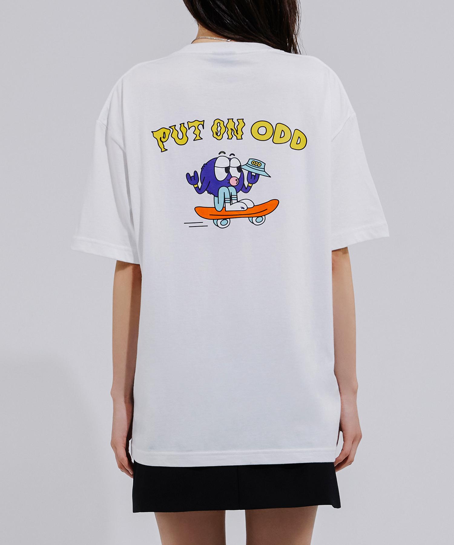 Odd Socks Street Put On Odd Short Sleeve T-Shirt White [See Detailed Description]/L