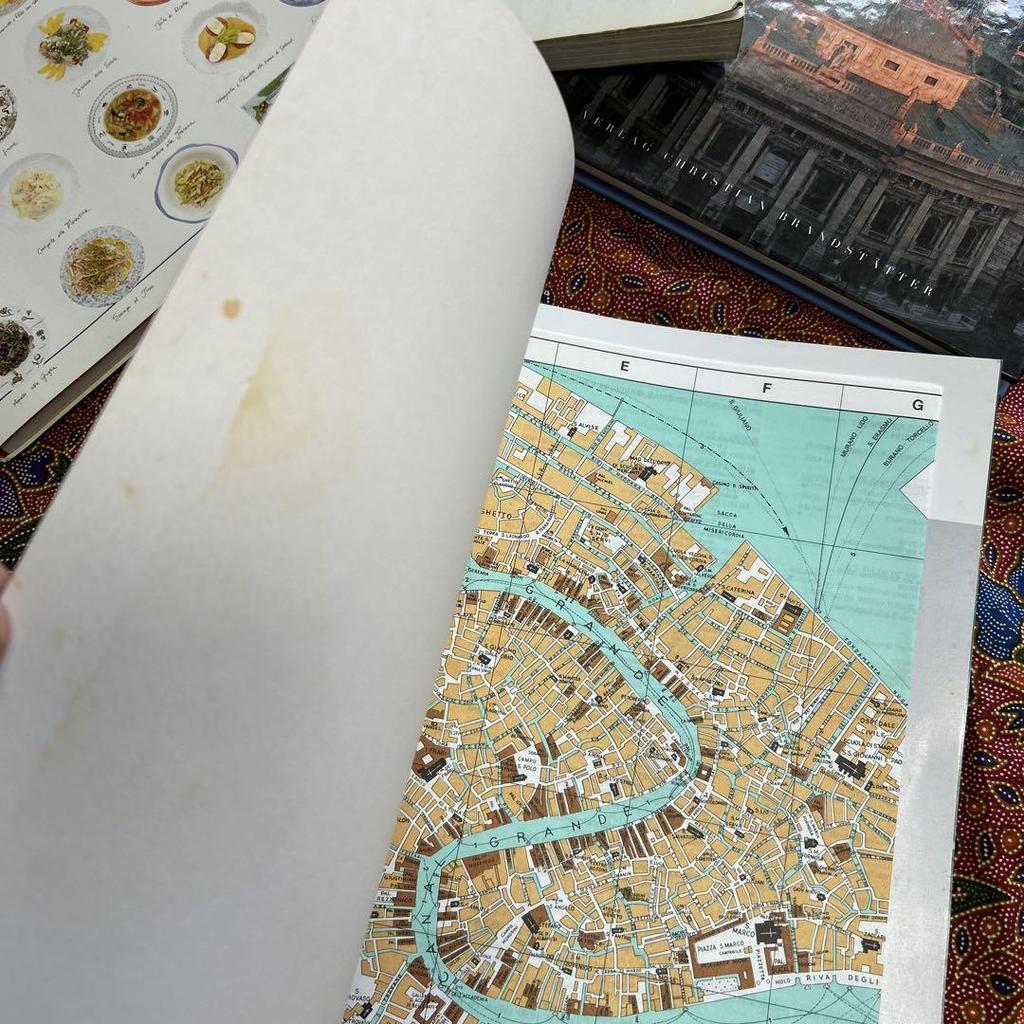 [USED] Italian Cuisine & Sightseeing Vienna, Venice Photo Book Set of 4 (Japanese + English)