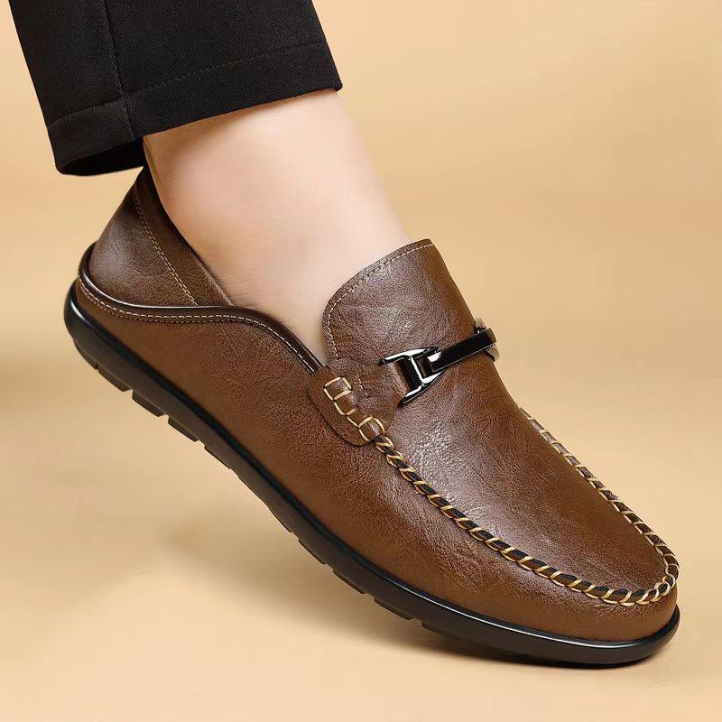 Fashion Wedding Party Men Dress Shoes Office Flats Breath Driving Lazy Loafers Moccasins Leather Men Footwear Slip on Man Formal Shoes