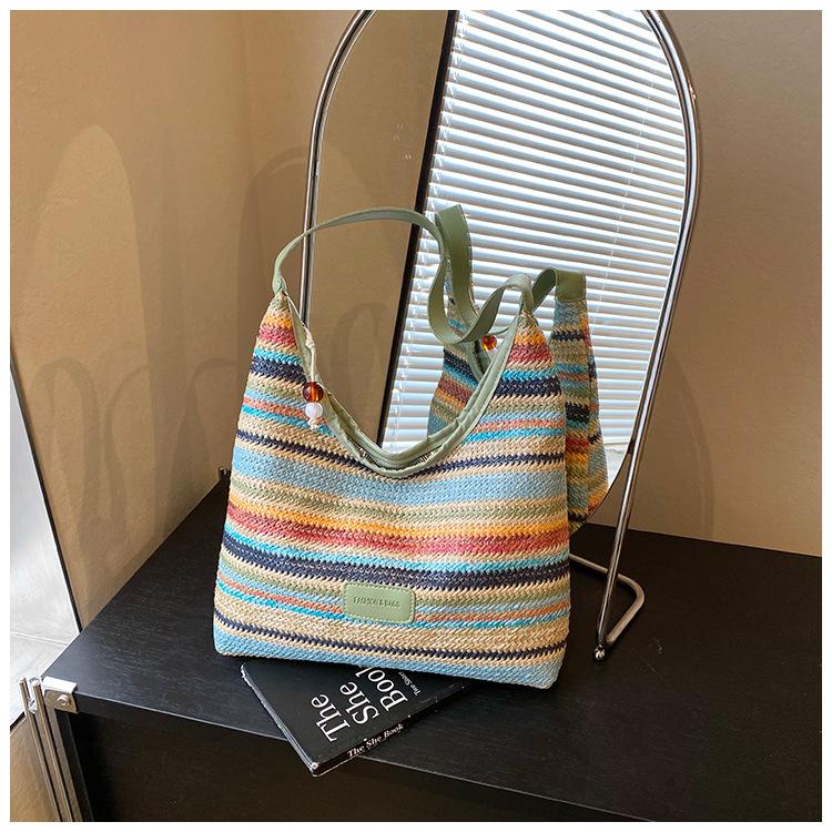 

Beach vacation casual shoulder straw bag 2025 summer new striped contrasting color versatile woven underarm bag women зелёный