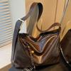 Large-capacity Handbag Bag Women's Autumn New Trendy High-value Casual Commuter Shoulder Crossbody Bag