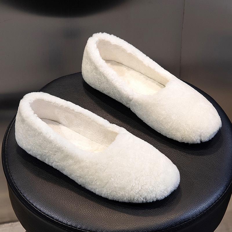 Real wool women's shoes autumn and winter new one-pedal Mao Mao shoes warm low-top flat single shoes women's white shoes