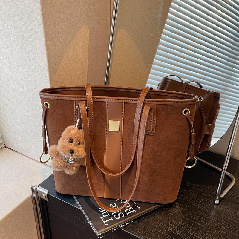 Commuter Retro Large-capacity Bag Women's 2025 New Casual Simple Shoulder Bag Autumn and Winter Portable Tote Bag