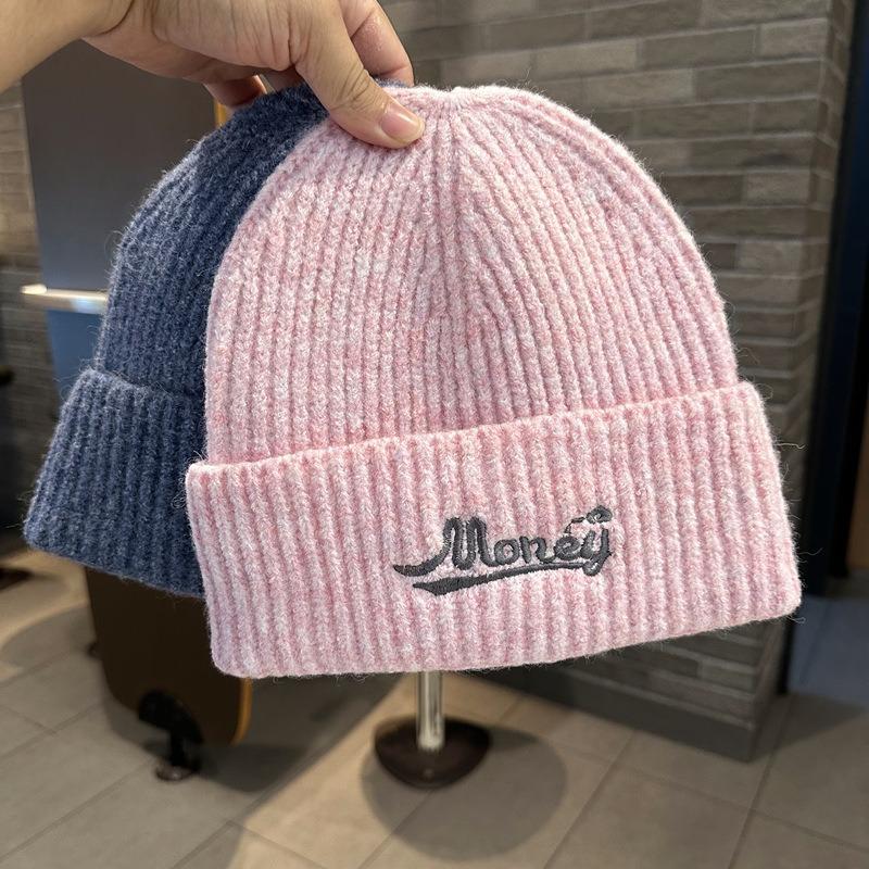 Hats for men and women autumn and winter new wool hats embroidered letters fashion knitted hats warm thickened cold hats