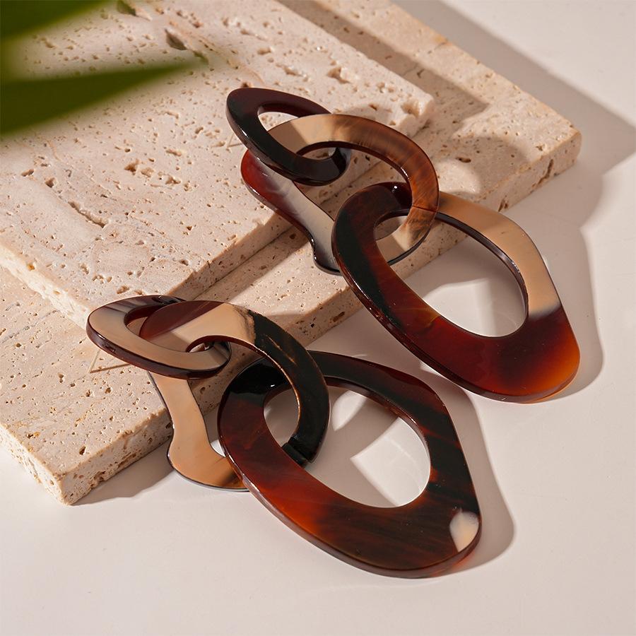 Exaggerated Contrast Resin Irregular Silver Needle Earrings Simple Geometric Earrings
