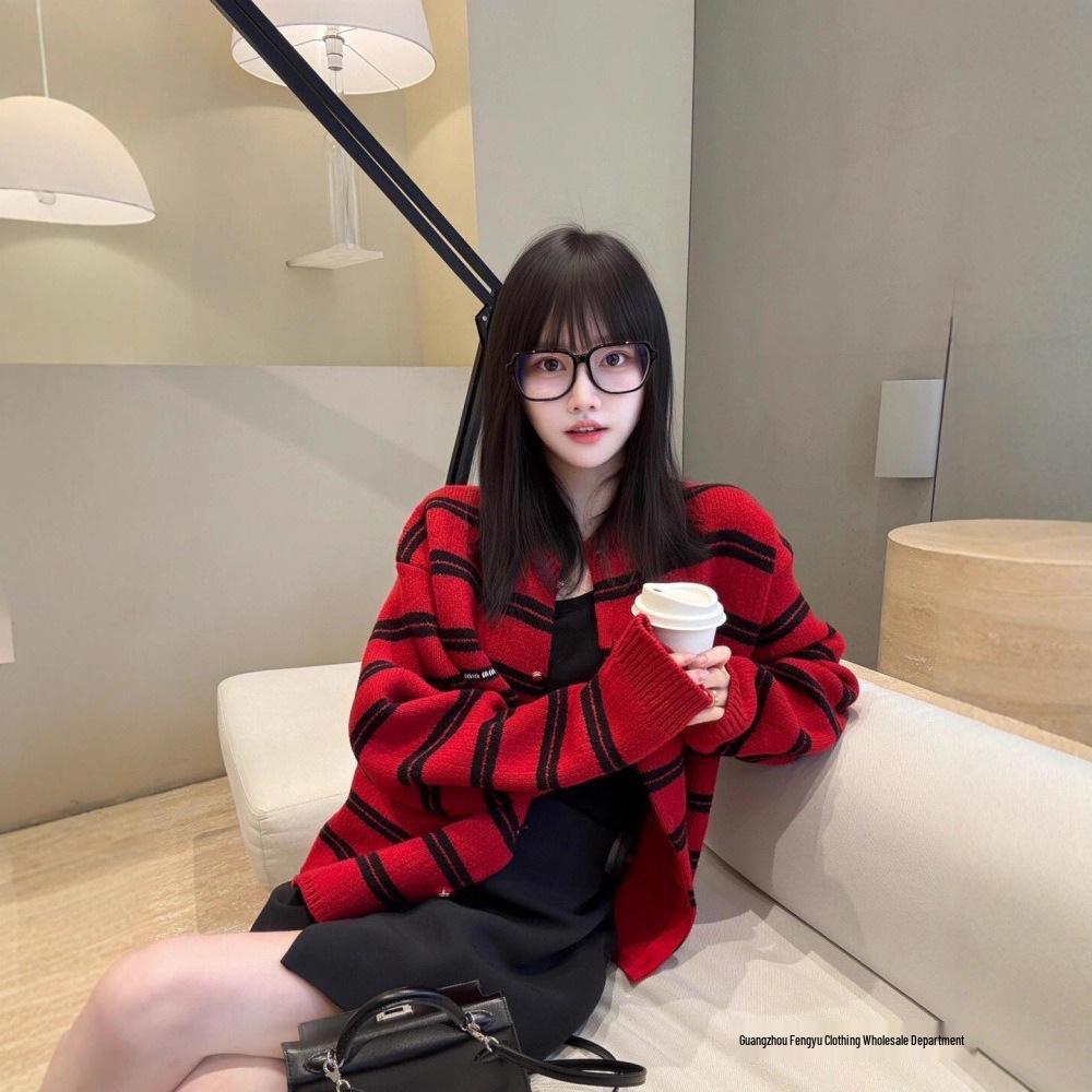 MIU Czerwony Pasiasty Dzianinowy Kardigan Damski - Patch z Listem Świątecznym Luźny Top Jesienno-Zimowy