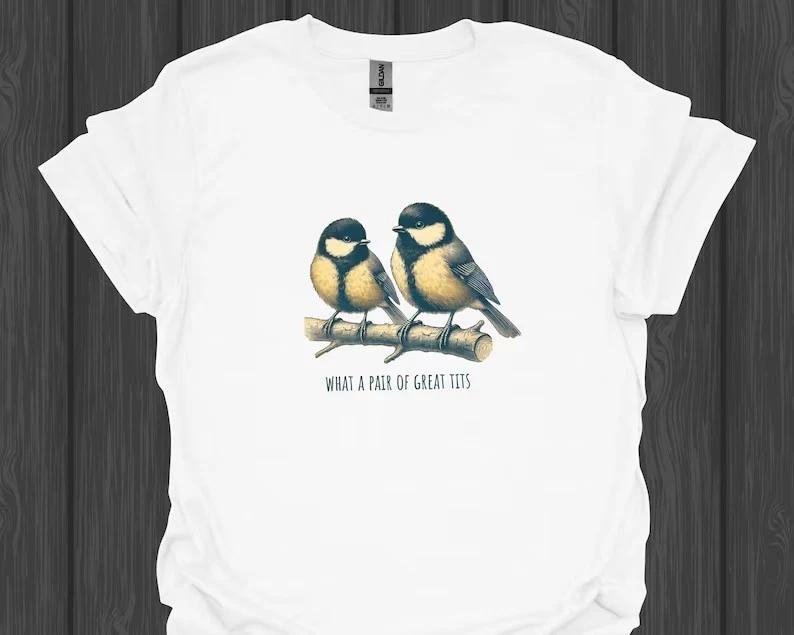 Great Tits T-Shirt | Funny Vintage Bird Shirt | Witty Gift Idea for Bird Nerds M