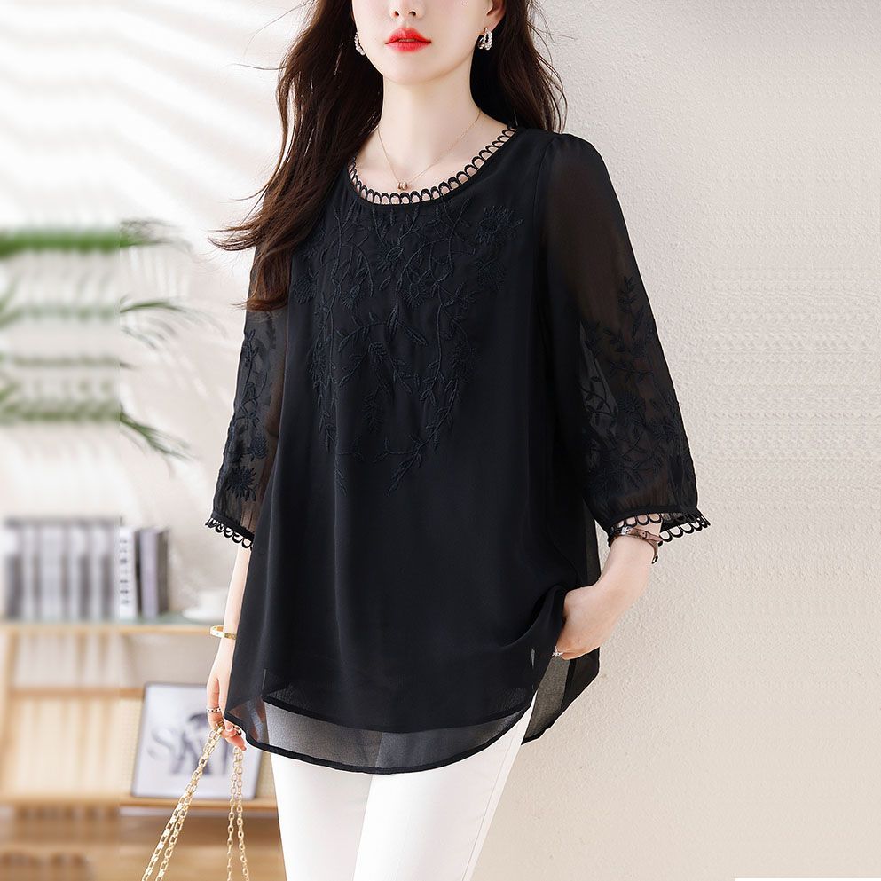 Loose Chiffon Shirt Summer Large Size Women's Clothing Fat Mm Centre-sleeved Shirt Embroidered Top Reduces Age by 200 Kilograms