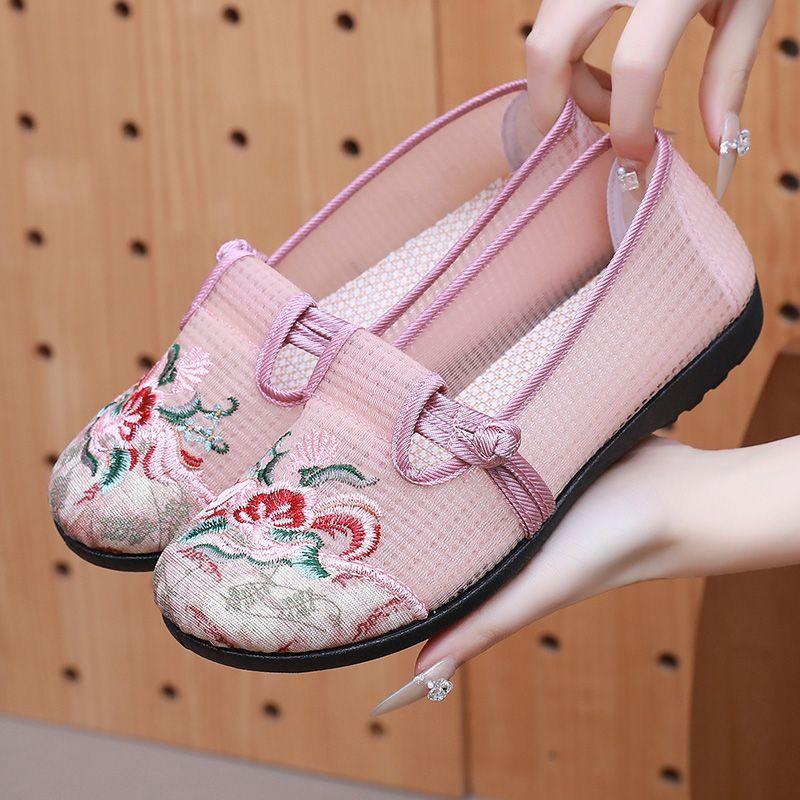 Summer Mesh Breathable Cloth Shoes for Women with Soft Soles Slip Resistant and Comfortable One Foot Embroidered Shoes