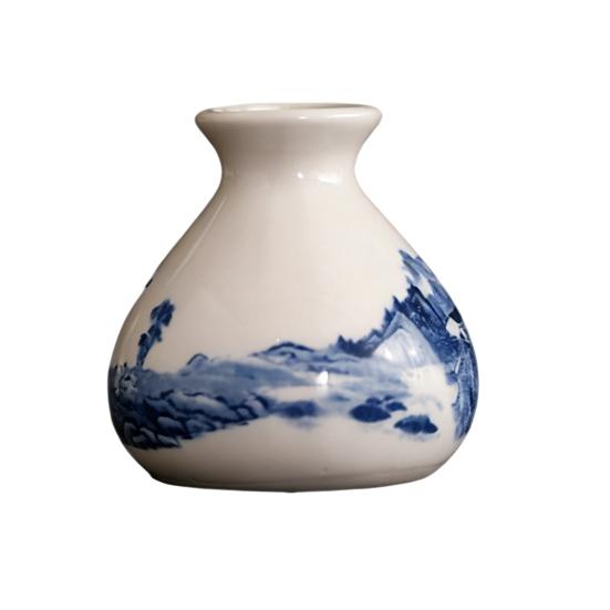 Small Blue and White Mini Chinoiserie Porcelains Vase Bud G