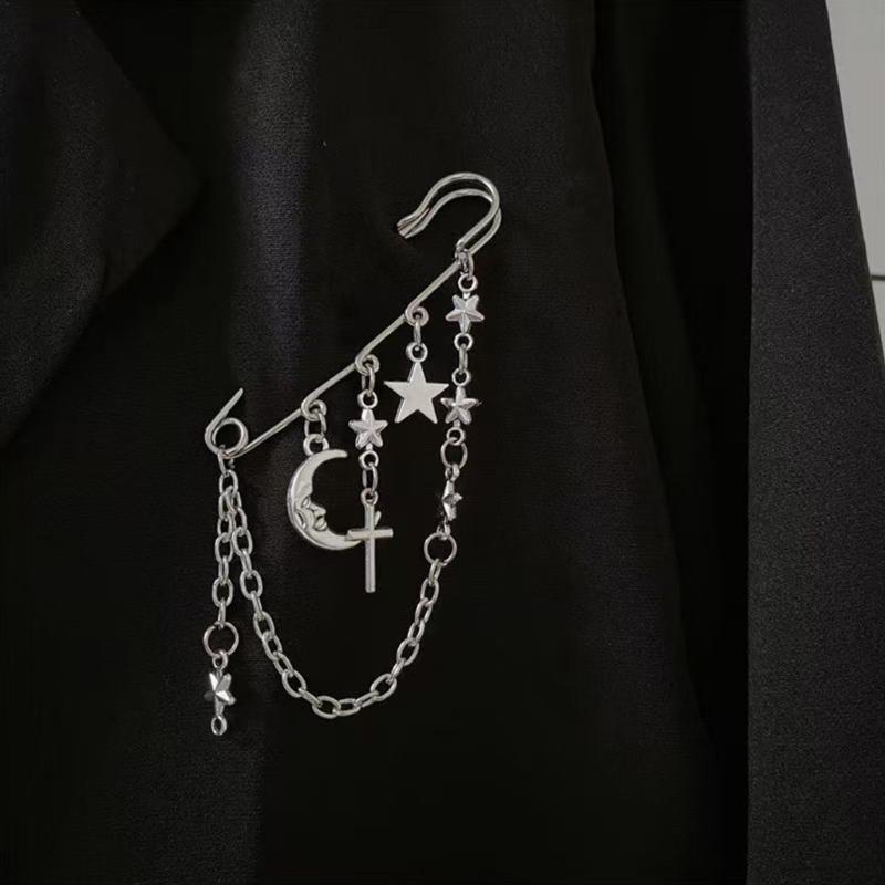 Decorative Brooch Pin Punk Fashion Accessory with Safety Pin Style Closure for Jacket Lapels Bags and Hats, Alloy Accent for Everyday Outfit Details