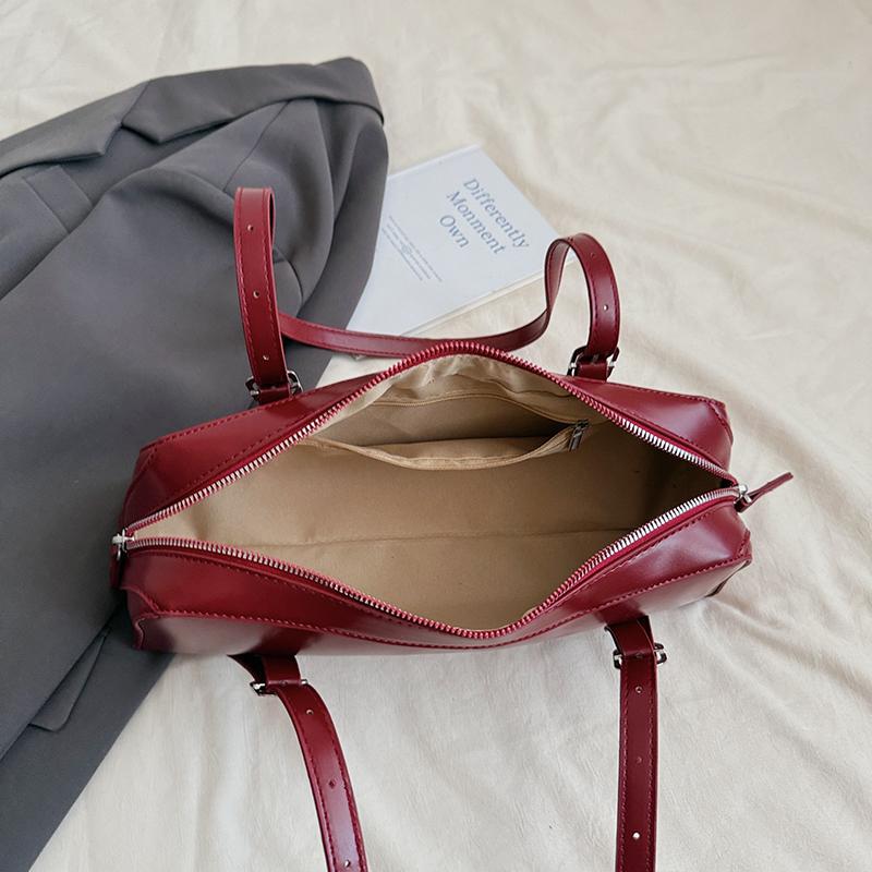 Large Capacity Bowling Shoulder Bag For Women French Style Fashion Underarm Handbag Solid Pu Leather Tote Red Purse Armpit Bag