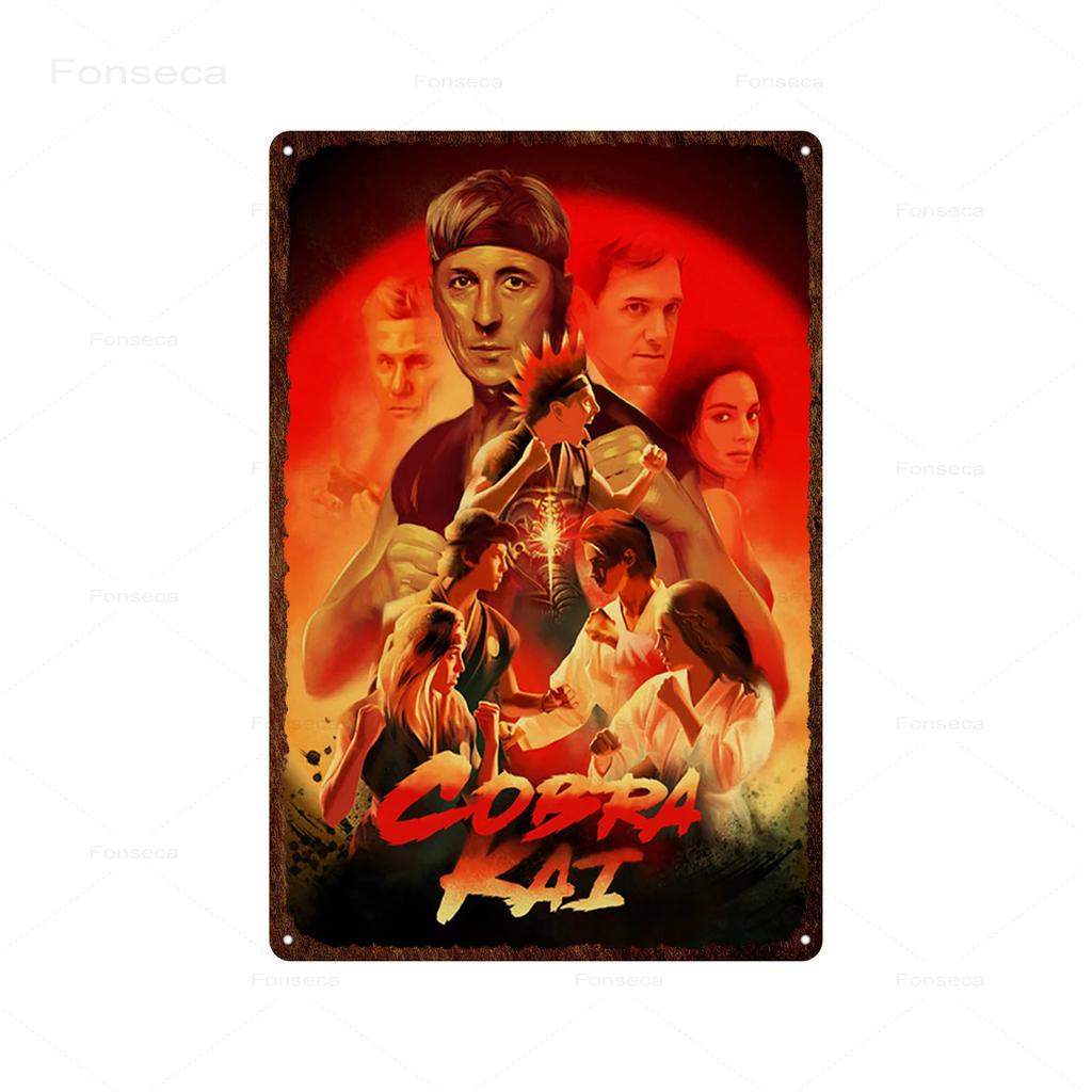 Klasický Kung Fu Komediální Film Kovové Plechové Značky Cobra Kai Retro Umění Nástěnná Samolepka Plakát pro Bar Místnost Domácí Dekorace Plechové Tabule