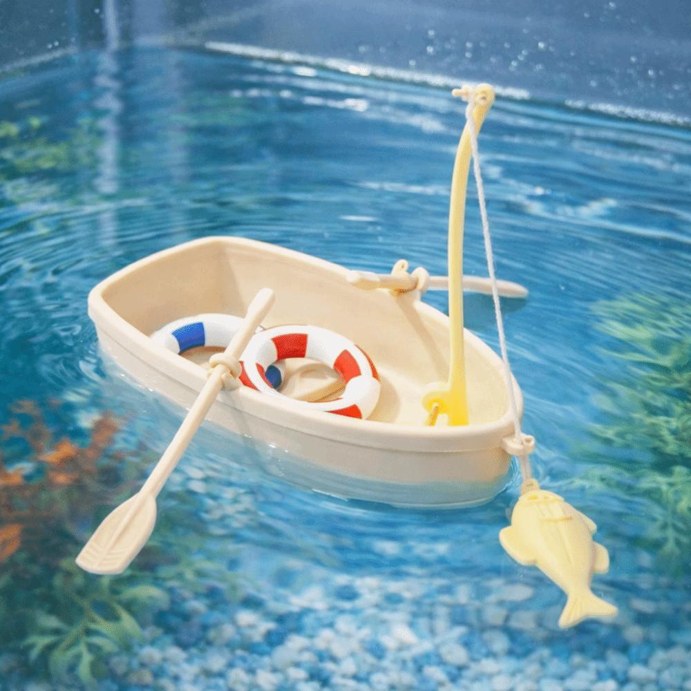 Mini Floating Plastic Boat Nautical Style DIY Simulated Boat Ornaments Plastic Fish Tank Landscape DIY Home Ornament