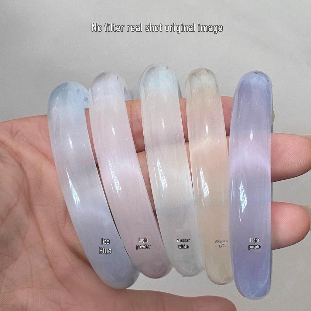 White Moonlight Glazed Cat's Eye Stone Bracelet: Elegant Ice Blue Chinese-Style Gift for Wife or Girlfriend