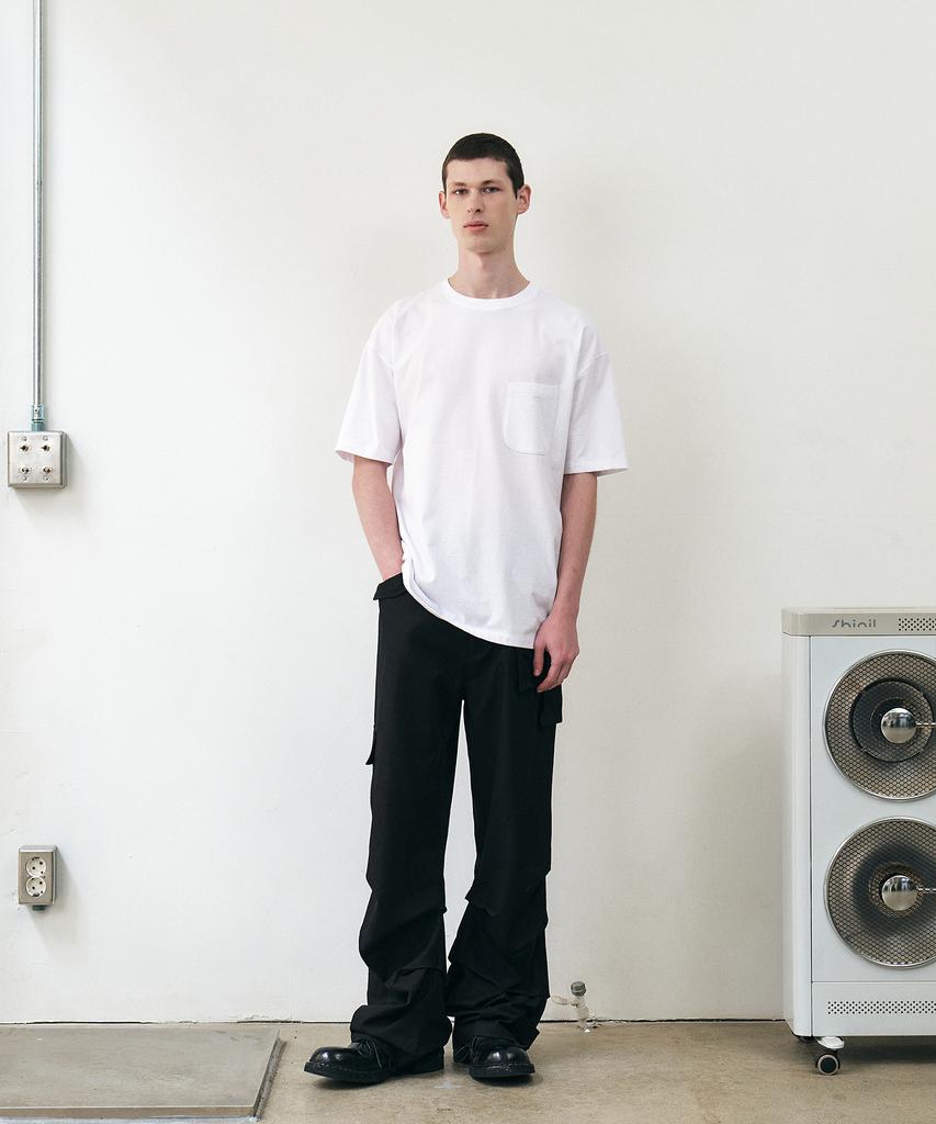 Insilence Multi-Pocket Pintuck Pants Black
