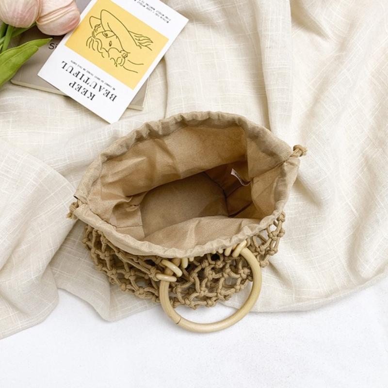 Luxury Woven Top Handle Bag Women Hollow Wood Ring Fashiable and Versatile Shoulder Bag for Casual and Simple Beach Bag