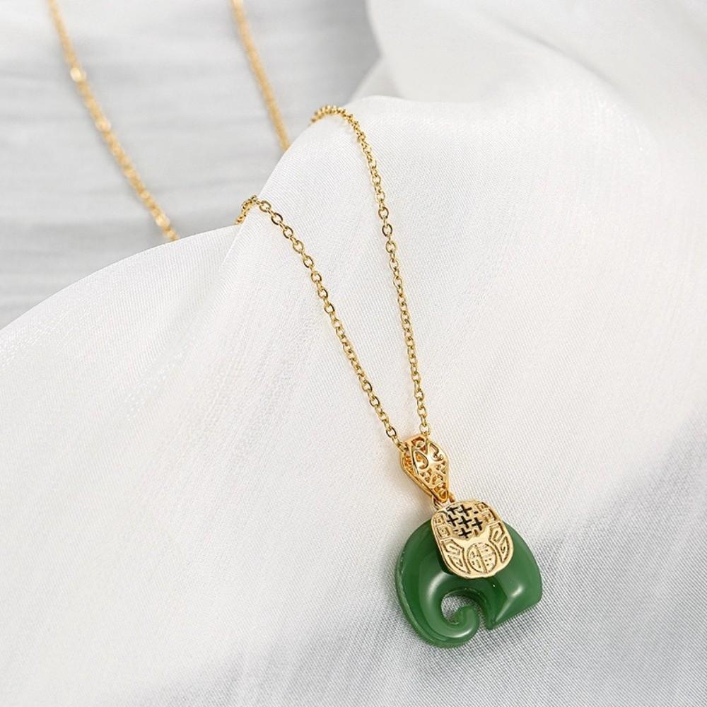 Simple Necklace Elephant Pendant Choker Fashion Gold Plated Chain  Women