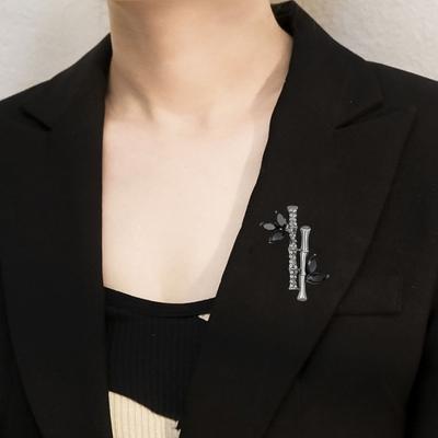 Elegancka broszka w kształcie bambusa lśniące cyrkonie inkrustowane roślinna przypinka kreatywny kapelusz szal szalik odznaka płaszcz akcesoria do stroju