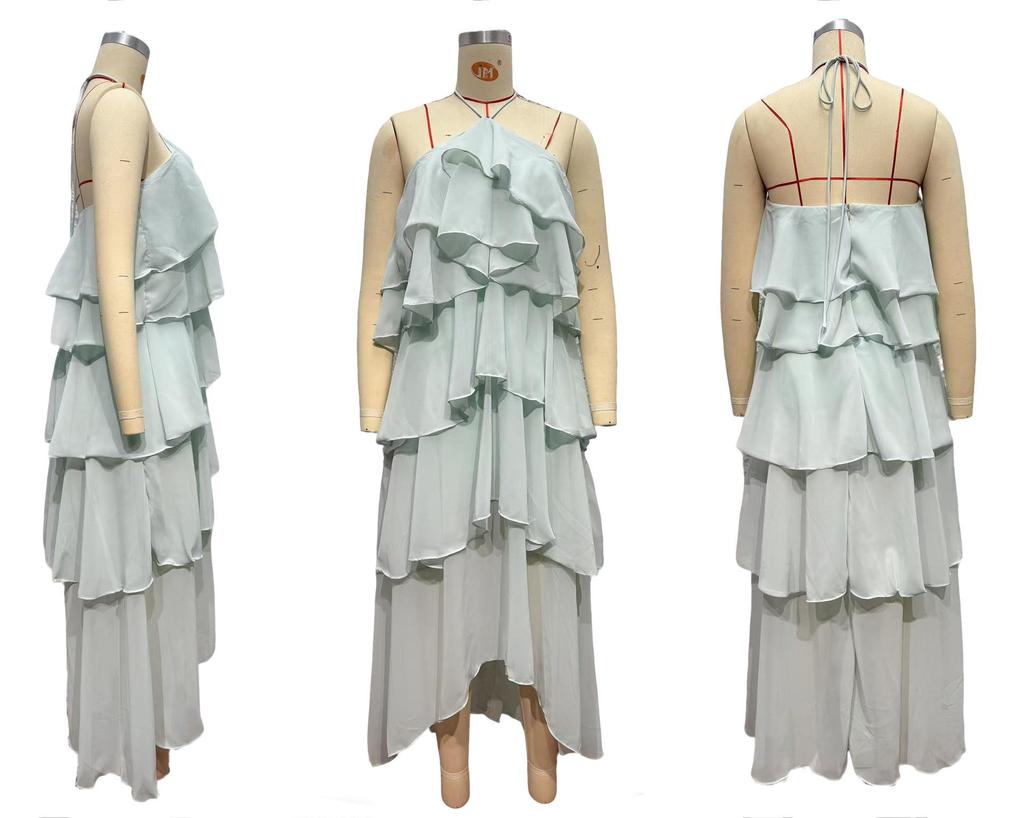 2026 Elegantes Sommerurlaub Neckholder 3D-lagiges Trägerkleid für Damen
