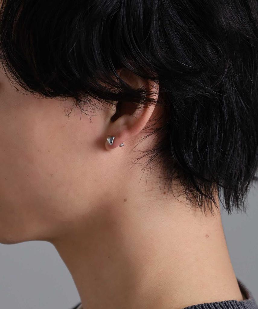 LION HEART Earrings (Single) [Limited Edition] "LH-1" Pyramid Stud Earrings / Surgical Stainless Steel (Hypoallergenic) [LION HEART]