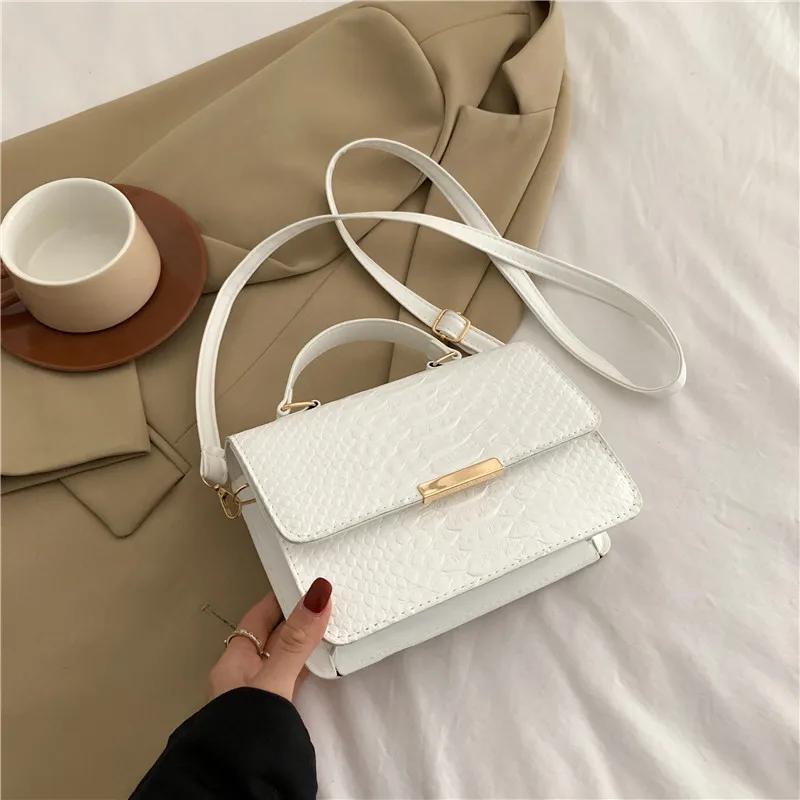 Geantă de umăr retro pentru femei, tip crossbody, tip geantă de mână, tip sac ...