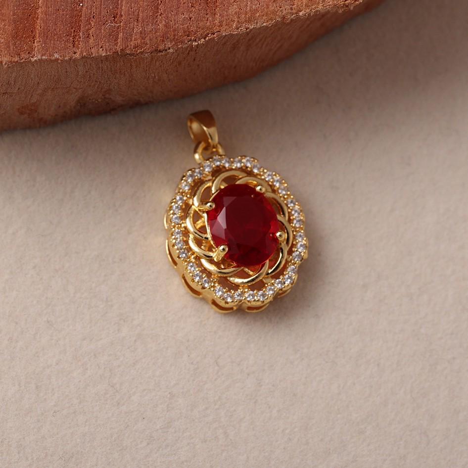 Luxury Electroplated Carved Pendant with Red Diamonds - Women's Collarbone Chain Accessory