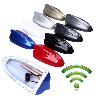 Antenna pinna di squalo per auto Antenne di segnale FM per auto per Suzuki Swift Mini Cooper Citroen C4 Seat Ibiza Megane 2 Mazda 3 Parti esterne