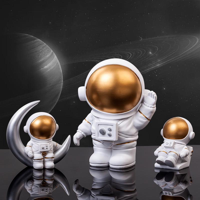 Astronaut Phone Holder, Pen Holder, and Tissue Box for Living Room Resin Ornaments.