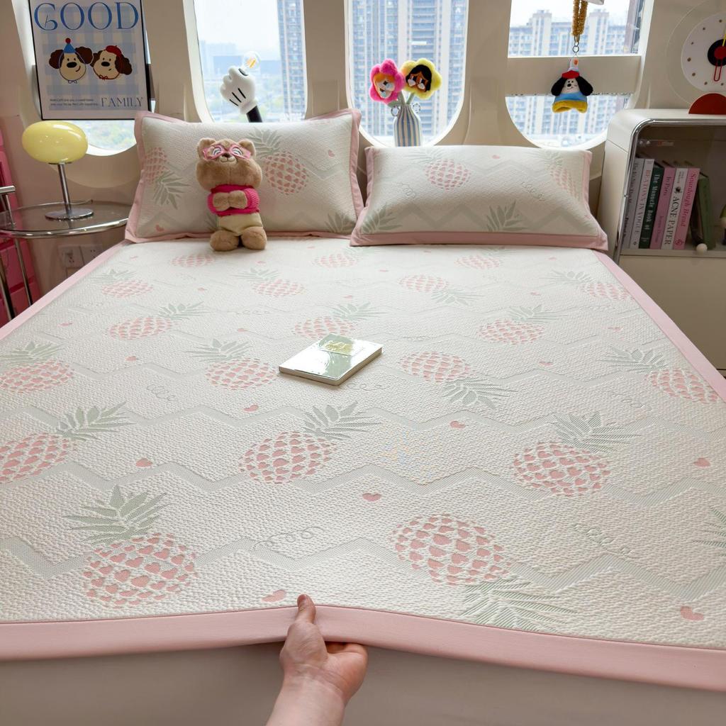 Ice Silk Cooling Bed Sheet Set: Soft, Air-Conditioned, Machine-Washable Mat for Single Person - A-Class Mother and Baby Grade.