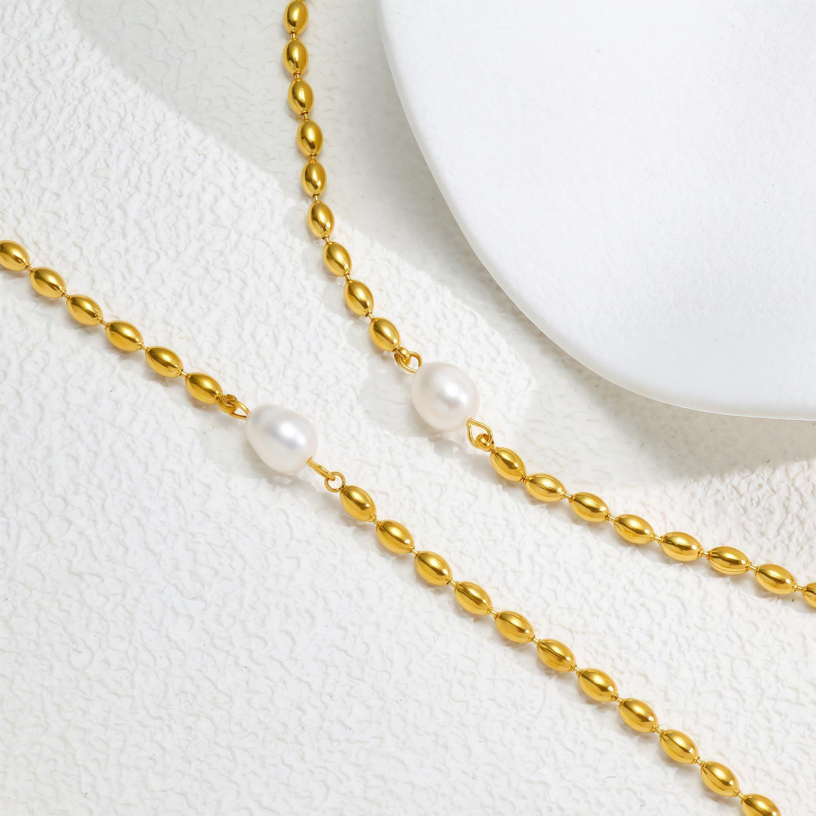 Fresh And Fashionable Freshwater Pearl Oval Gold Bean Titanium Steel Gold Necklace Jewelry Is Versatile And Does Not Fade