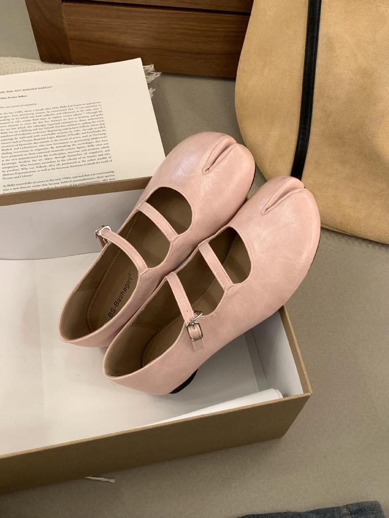 IPPEUM Split Toe Shoes Ballet Flats Buckle Straps 2025 New Summer Mary Janes Ballerinas Zapatos Mujer