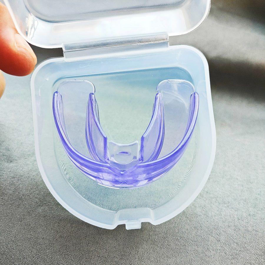 

Double-sided Dental Mouth Guard Gum Shield Teeth Night Teeth Grinding Sleep Aid фіолетовий