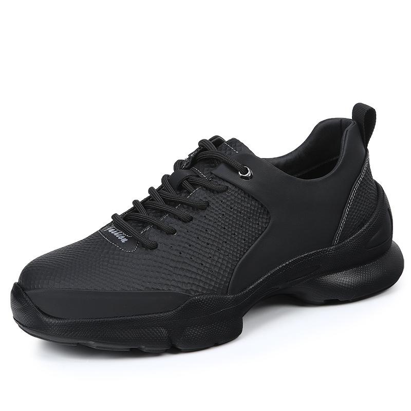 Love a Certain Step with the Same Leather Walking Shoes, Men's Hollowed-out Breathable Sports and Leisure Shoes, Light, Wear-resistant and Non-slip