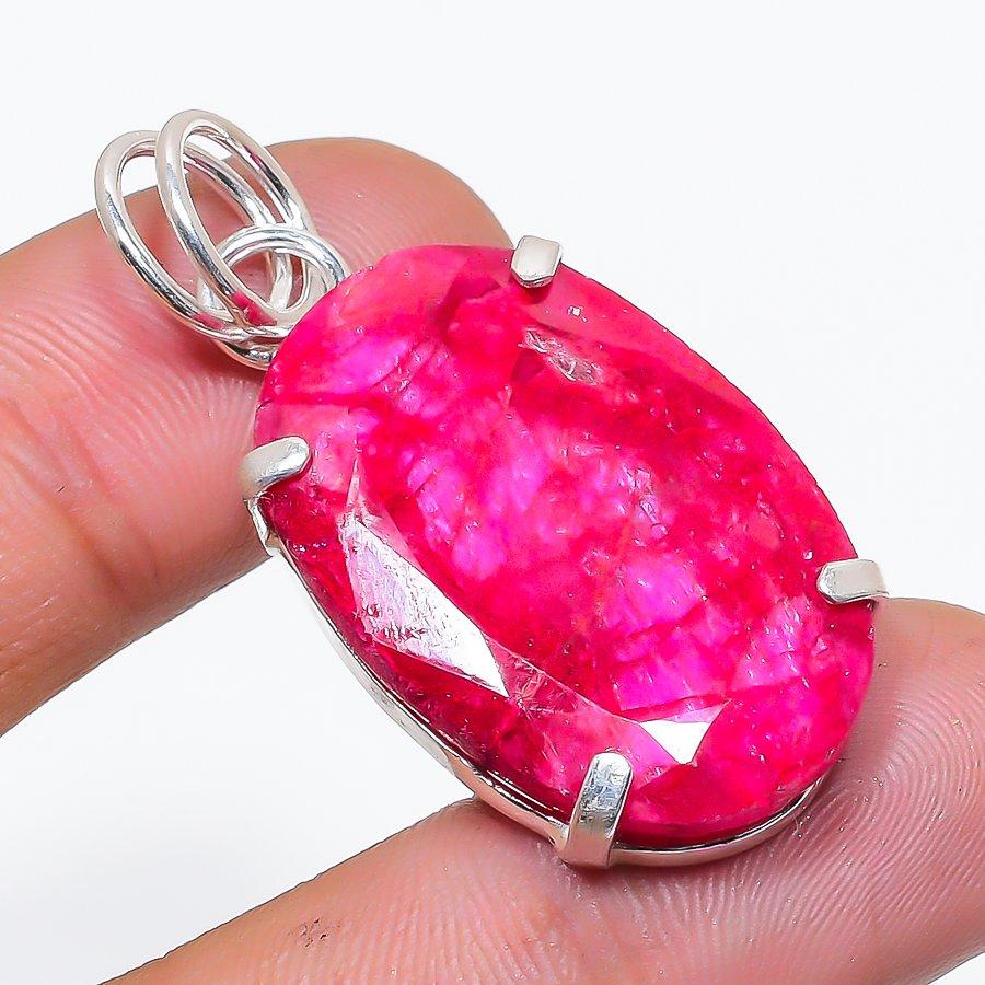 Kashmir Red Ruby (Simulated)Gemstone 925 Sterling Silver Jewelry Pendant 1.77 AP-14227