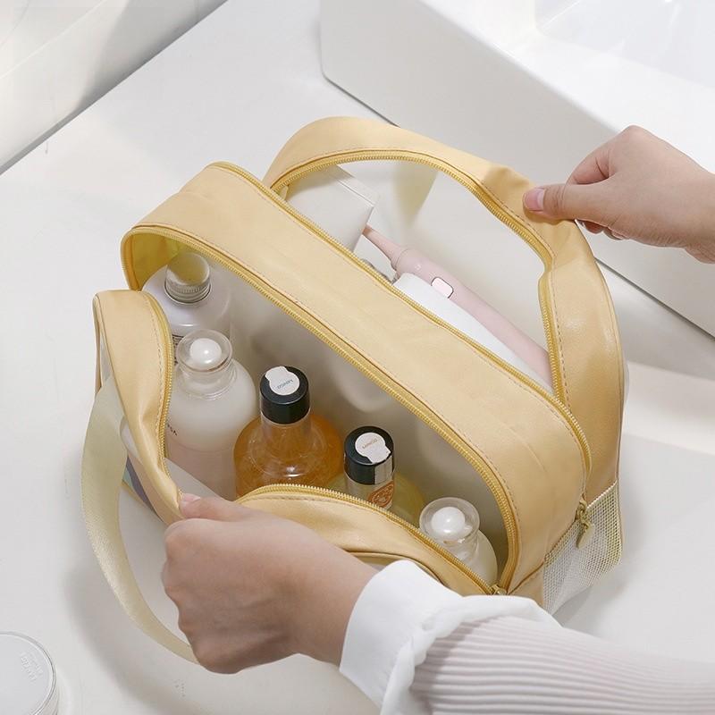 Multifunctional Pvc Makeup And Toiletry Bag For Travel And Gym Use
