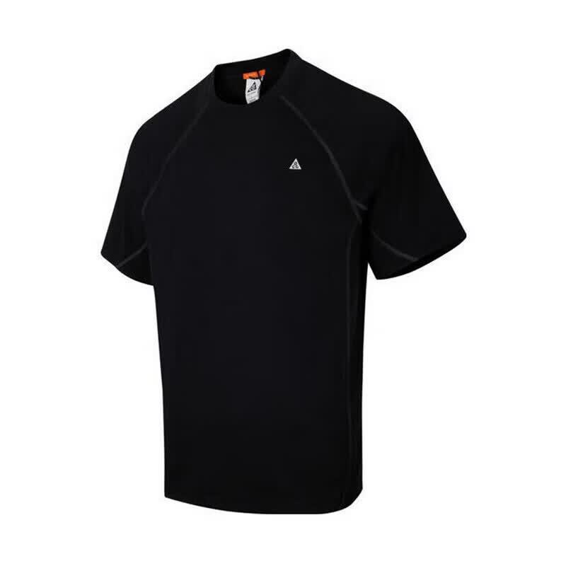 

Nike Men s HJ2882-010 Breathable Short-Sleeve T-Shirt M