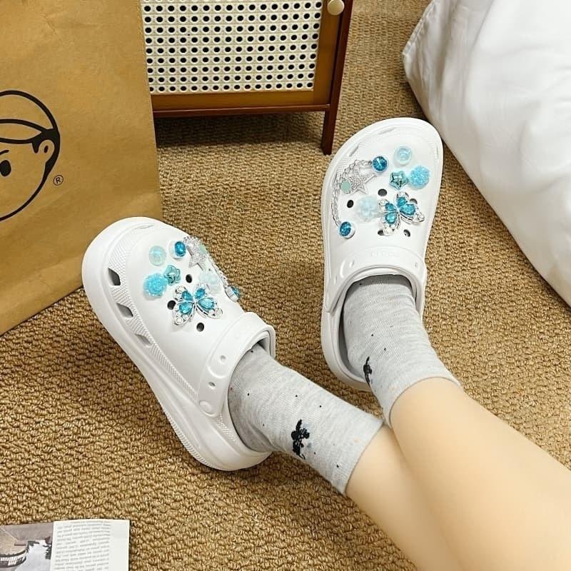 Butterfly Fashion Shoe Accessory Set, Decorative Shoe Buckles, Removable, Suitable for Sandals and Flip-flops.
