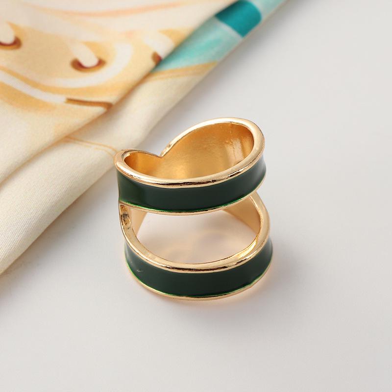 Fashionable Scarf Buckle: Versatile, Stylish & Practical In Various Colors