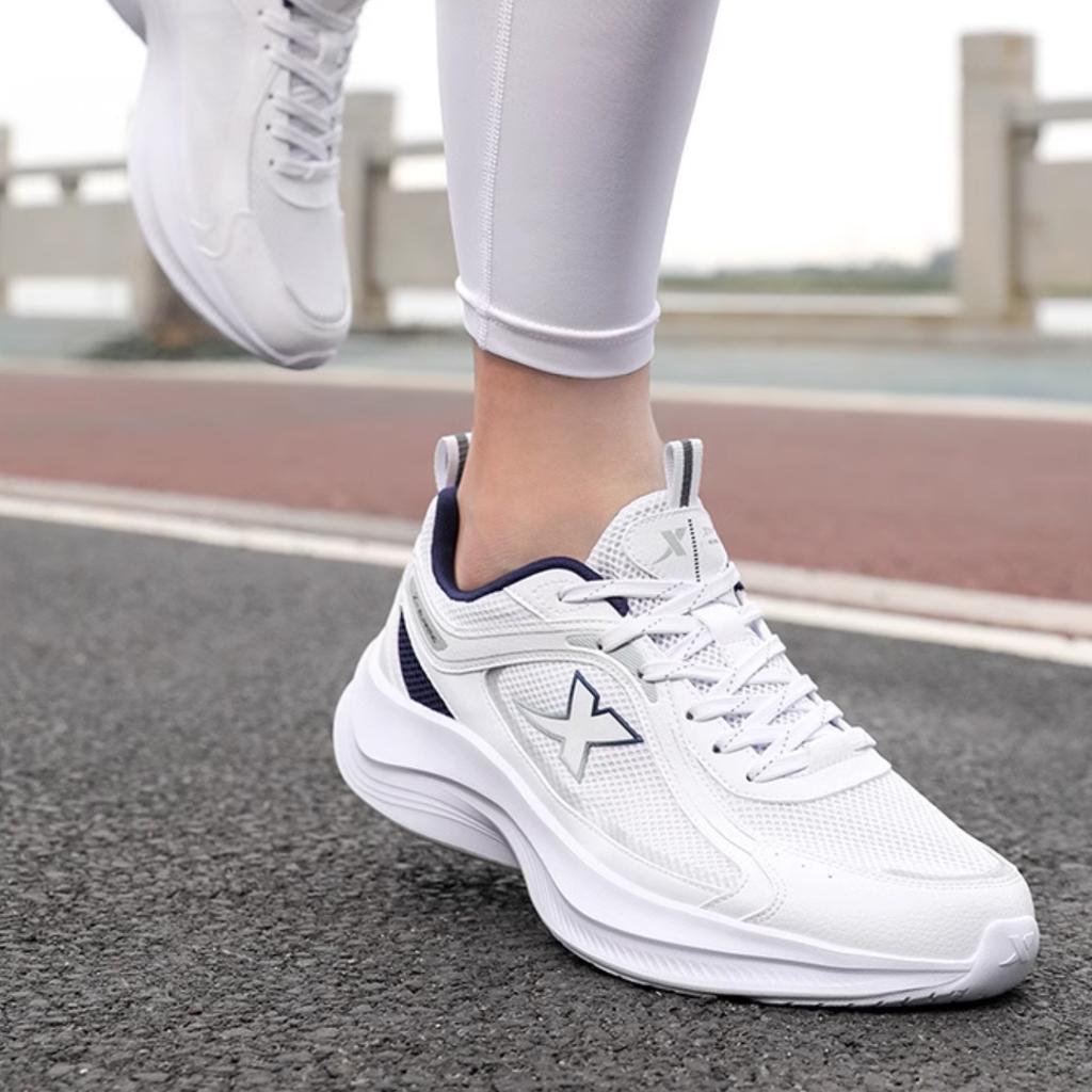 Xtep Lightweight Fashion Versatile Comfortable Shock Absorbing Lightweight Wear Resistant Low Top Casual Running Shoes Men sneaker 875219110039-1