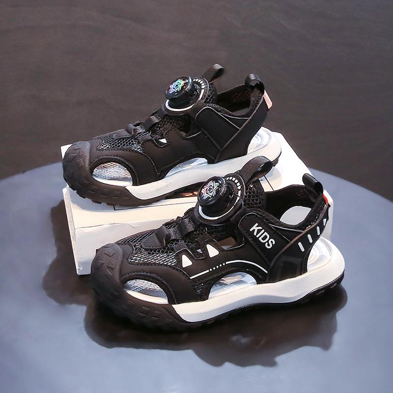 

Boys sports sandals 2025 new summer rotating button bag head anti-kick wet water beach shoes children s sandals 27