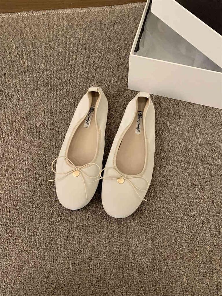IPPEUM Women Ballerina Shoes Satin Round Toe Mary Janes Ballet Flats