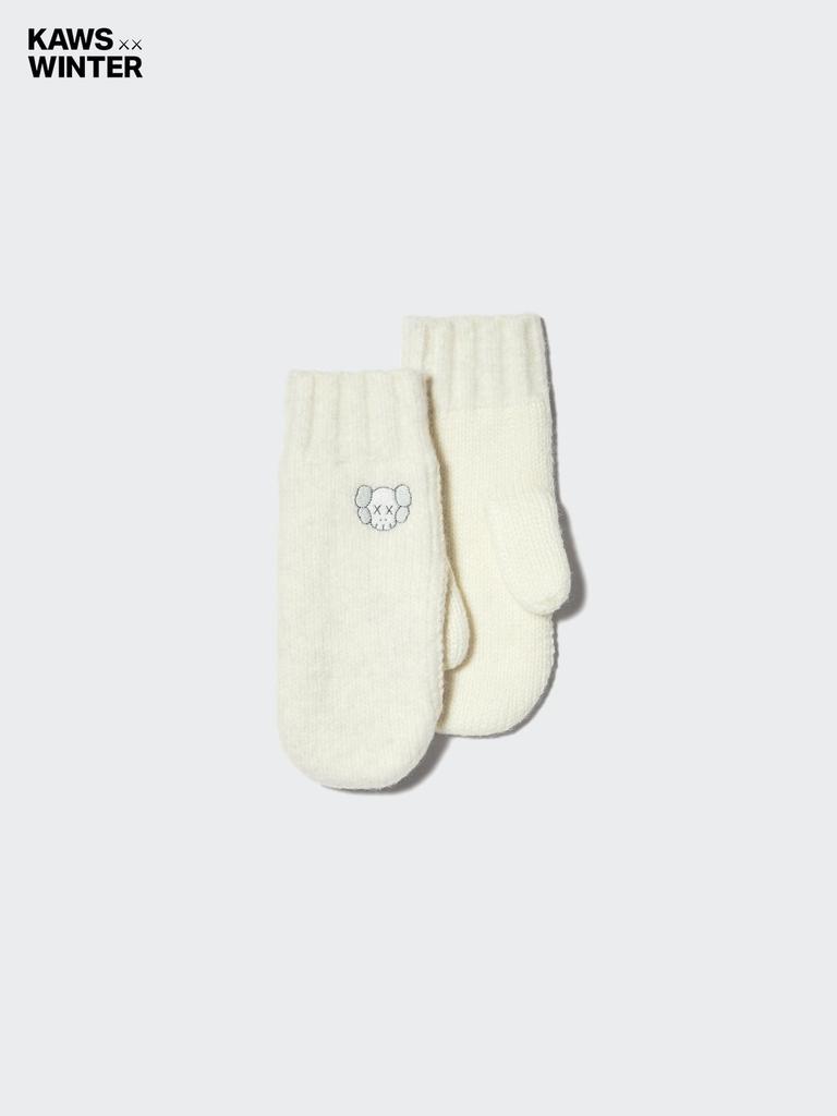 Uniqlo Kids Kaws Heattech Supleyan Knit Meather