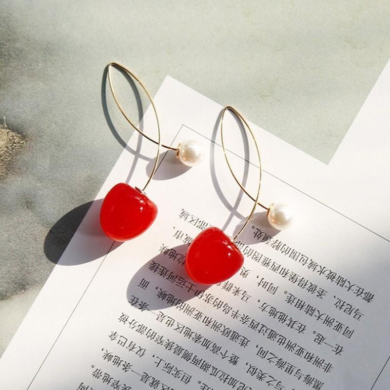 Fashion Red Cherry Earrings Women's New Delicate Super Fairy Cherry Earrings Pendant Premium Design Versatile Earrings