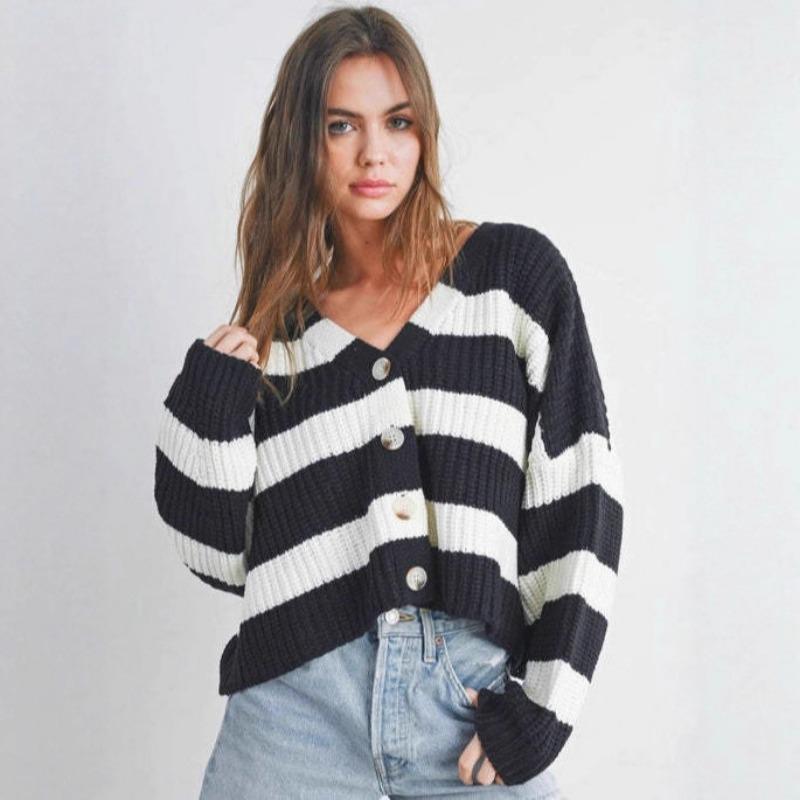 New Autumn and Winter Women's Casual Striped Long-sleeved V-neck Loose Knitted Cardigan Sweater